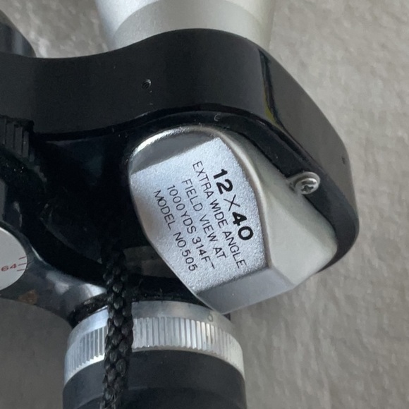 Vintage bushnell silver  and Black Binoculars Tasco - Picture 4 of 6